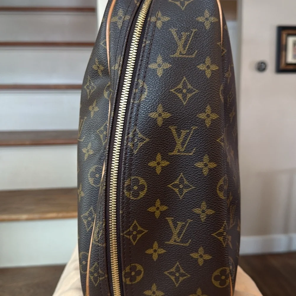 Louis Vuitton monogram excursion